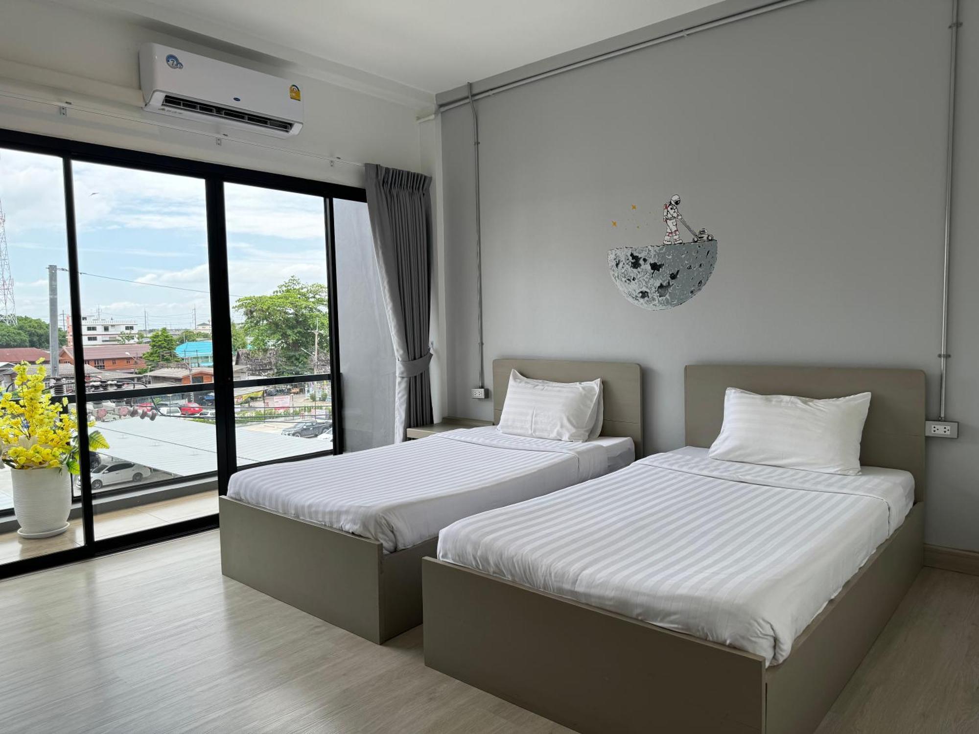 Luka House Hotell Ban Lam Luk Ka Exteriör bild