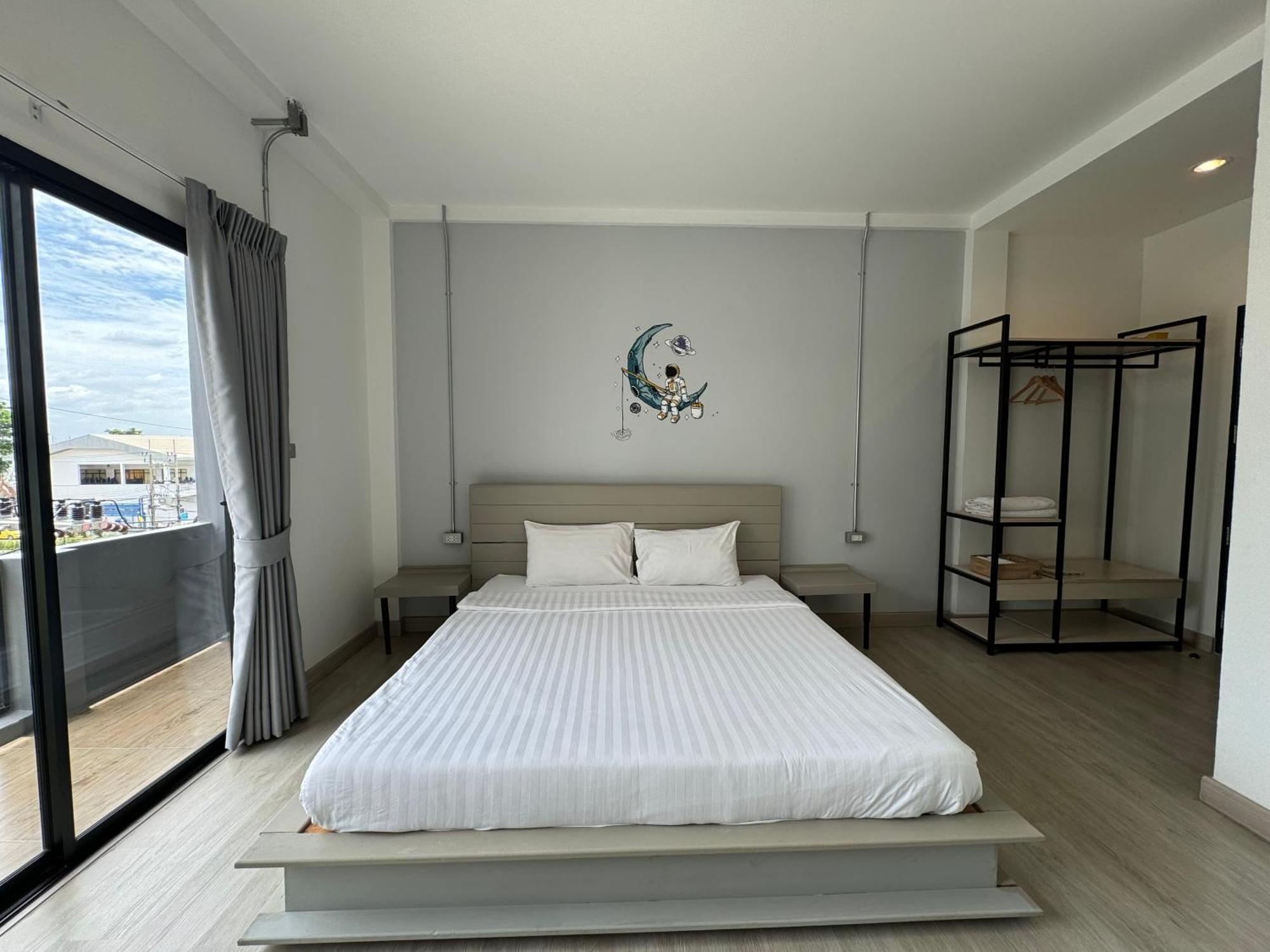 Luka House Hotell Ban Lam Luk Ka Exteriör bild