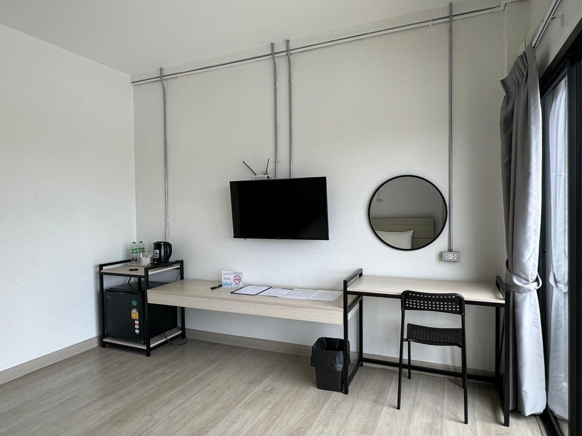 Luka House Hotell Ban Lam Luk Ka Exteriör bild