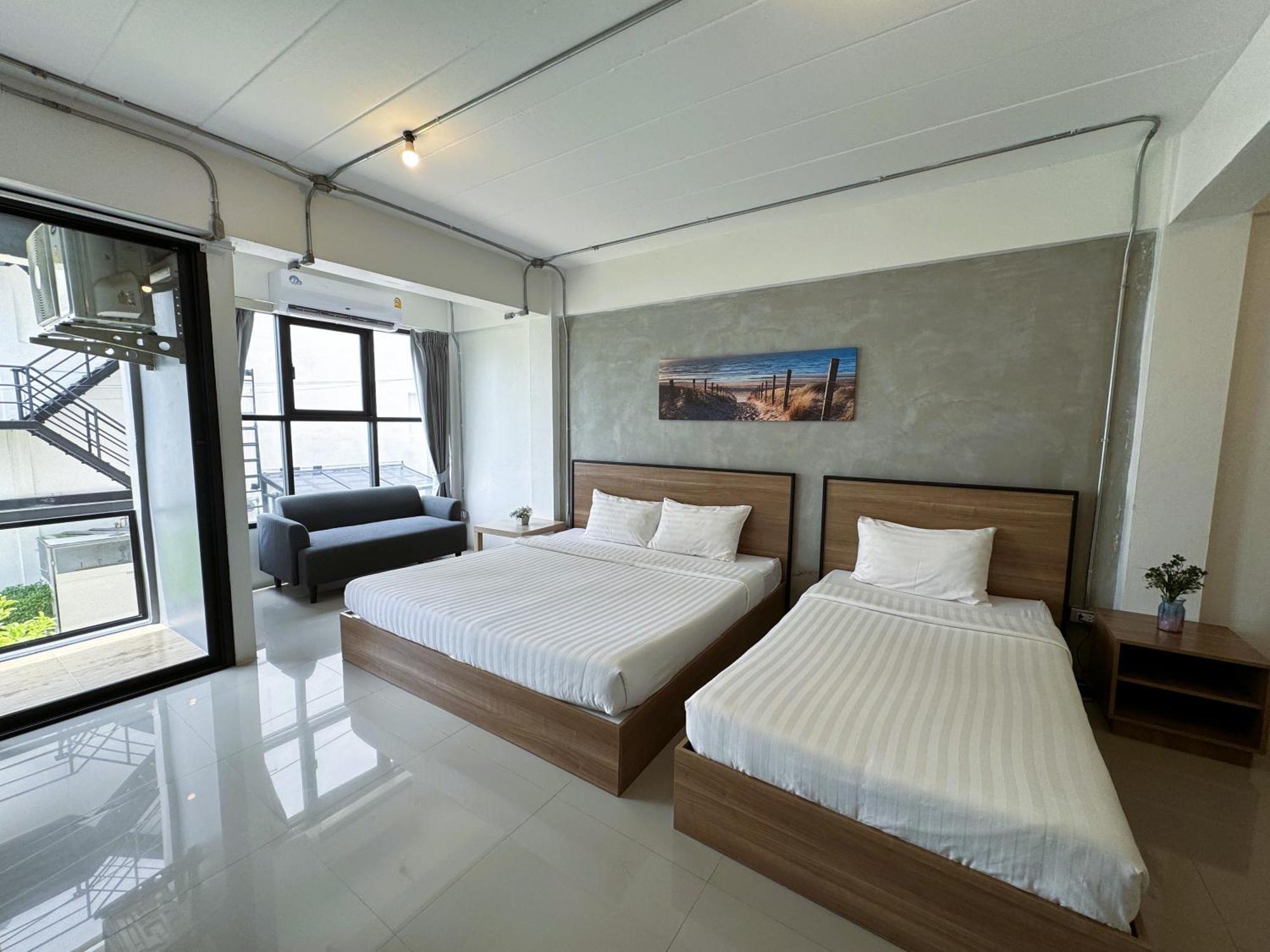 Luka House Hotell Ban Lam Luk Ka Exteriör bild